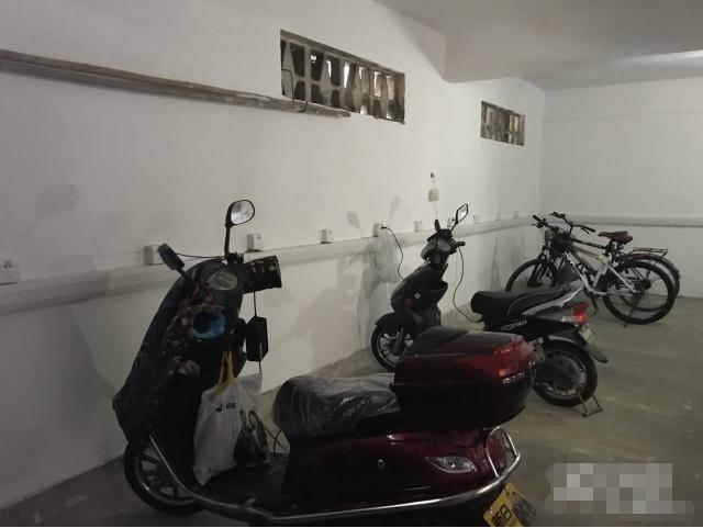 1595669655772246.jpg 15530429823818784.jpg